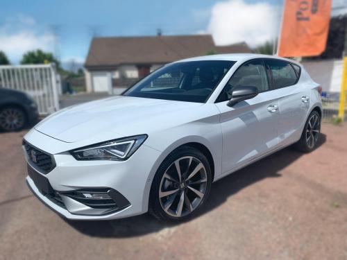 SEAT LEON eTSI FR